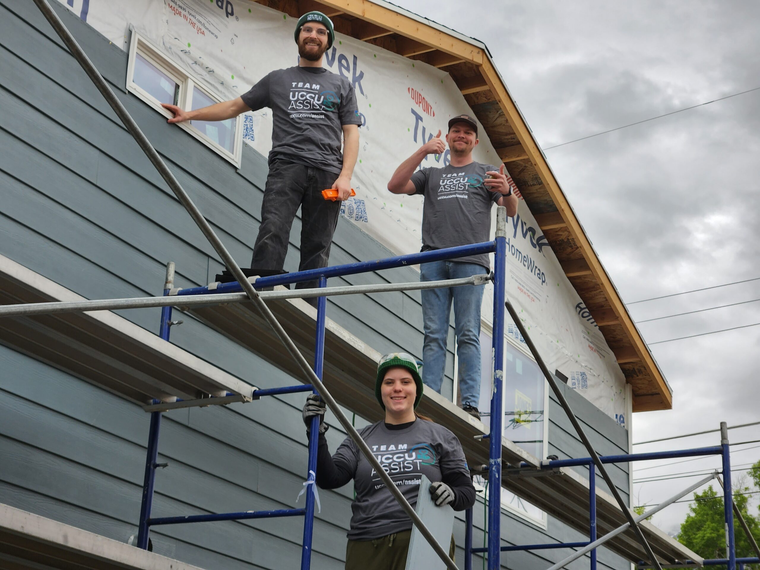 UCCU Foundation volunteers serving the community